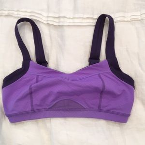 Lululemon Athletica sports bra athletic top size 8